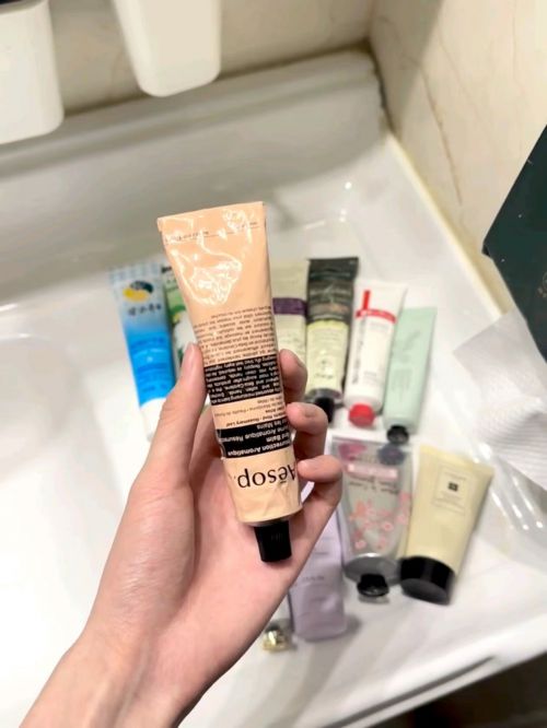 一名分享精致女孩最爱的五款护手霜AG真人澳门百家家乐护手霜推荐第(图2)